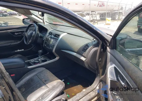 2014 Nissan Altima 2.5 Sv z USA, uszkodzony, nr VIN 1N4AL3AP5EC323528